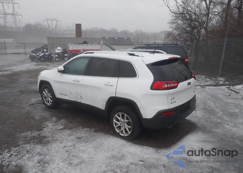 2015 Jeep Cherokee Latitude из США, поврежденный, VIN 1C4PJMCB2FW765166